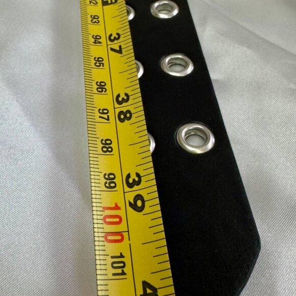 NWOT Double Grommet Black Belt -Medium - Picture 2 of 4